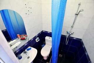 Гостиница Валентин Голубая Бухта Улучшенный двухместный номер Делюкс с 1 кроватью или 2 отдельными кроватями-3